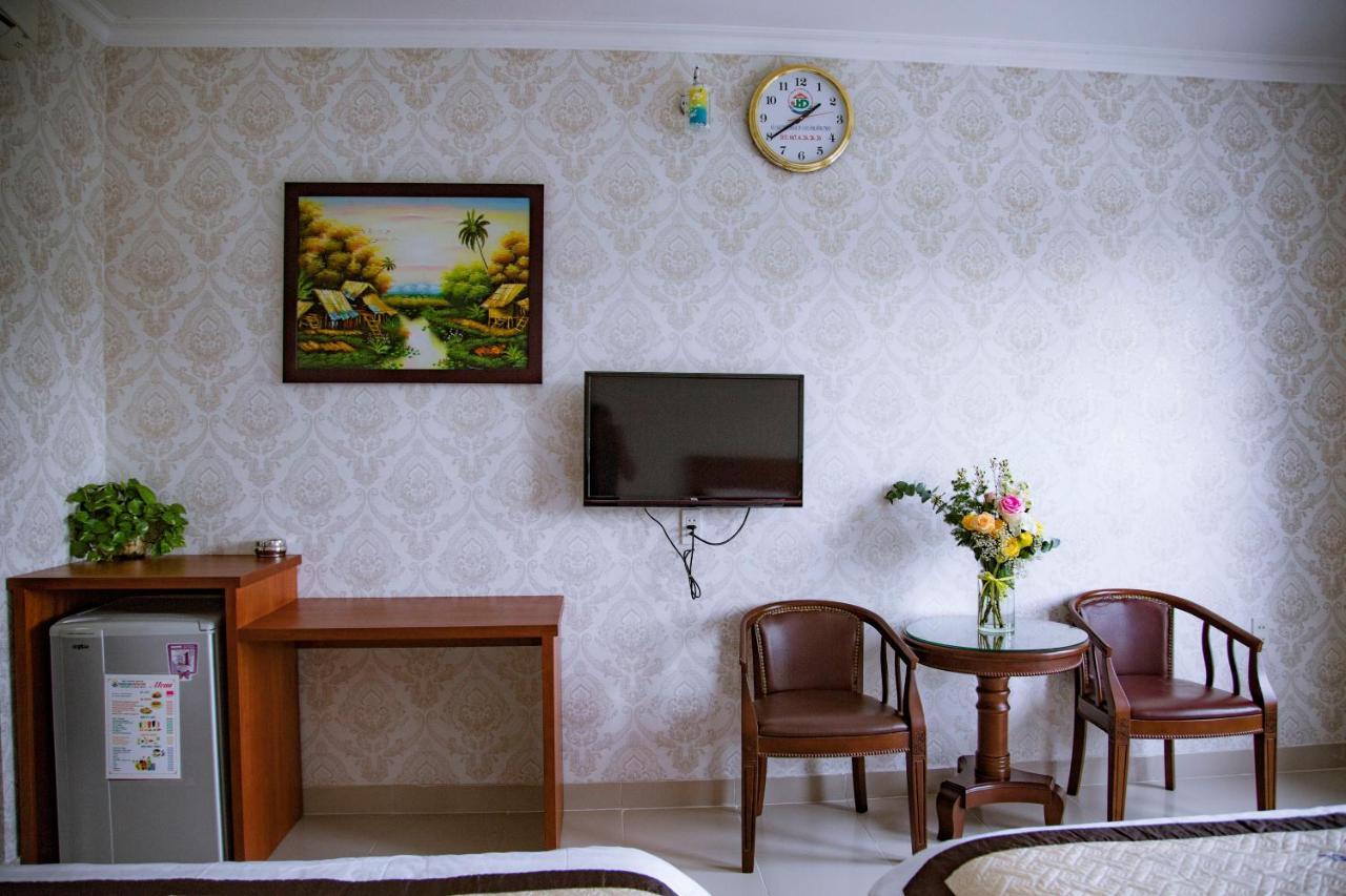 Huynh Duc Hotel Cao Lãnh Buitenkant foto