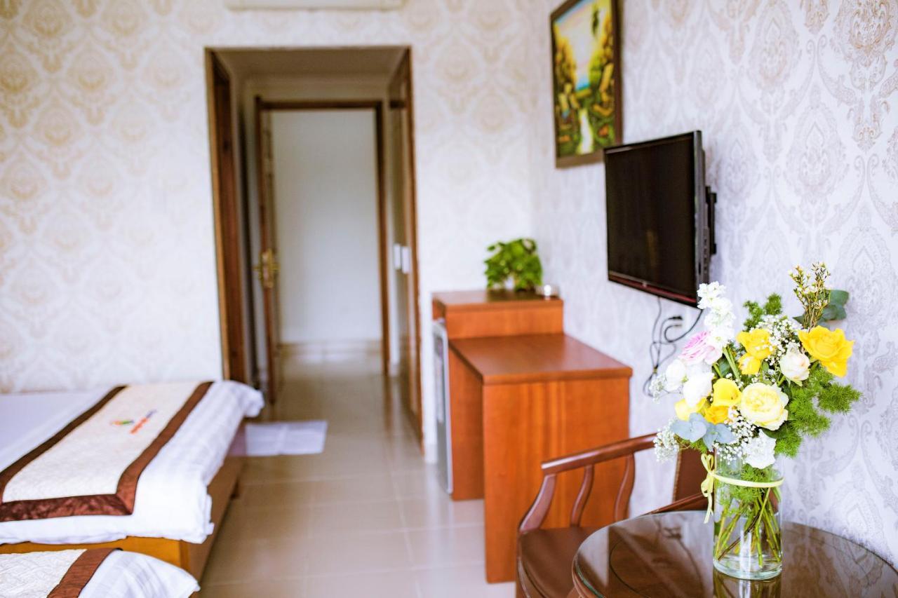 Huynh Duc Hotel Cao Lãnh Buitenkant foto