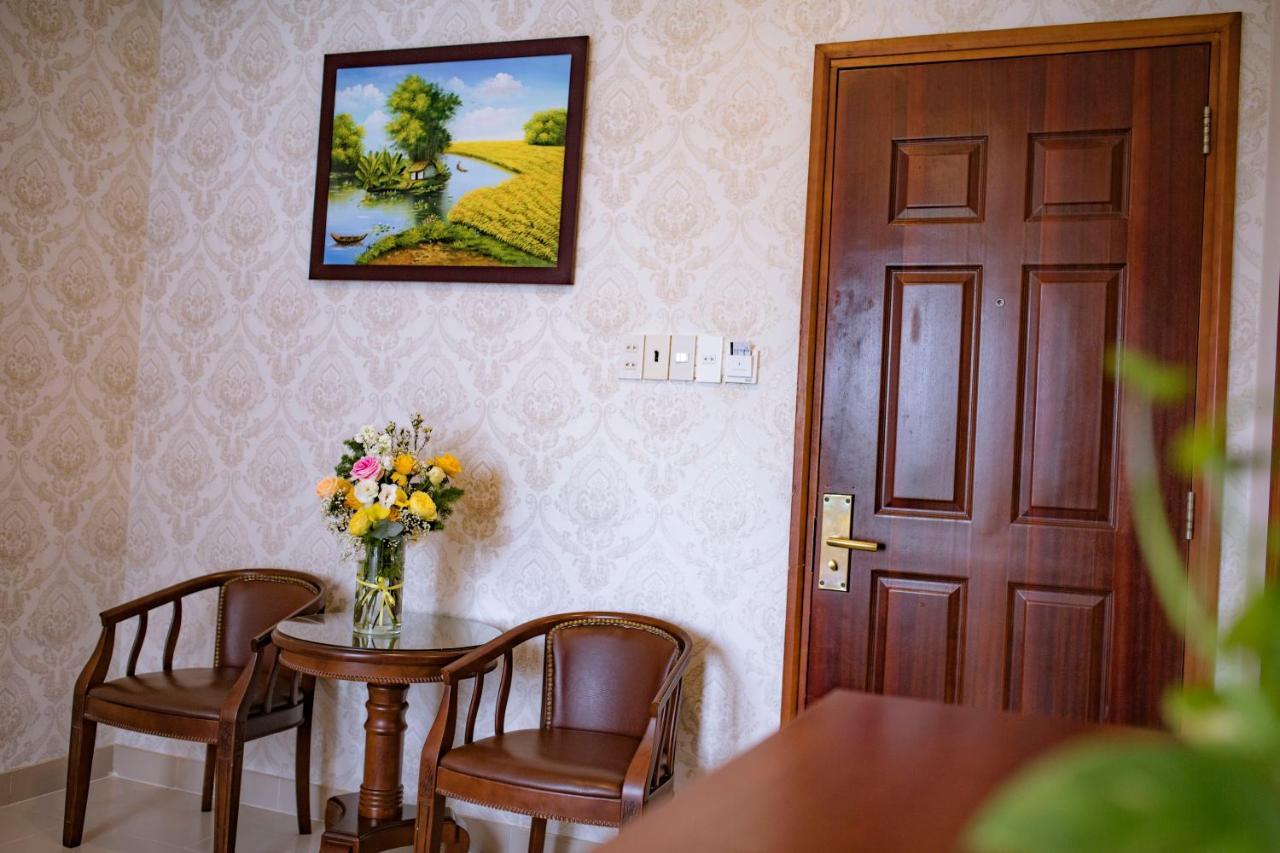 Huynh Duc Hotel Cao Lãnh Buitenkant foto